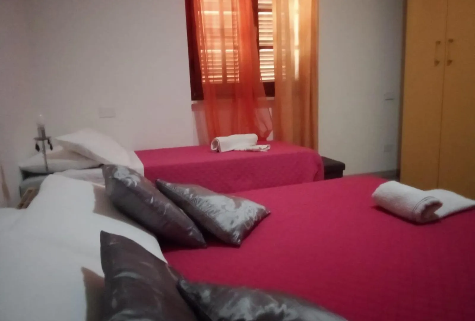 Smeralda Family Olbia Room'S Homestay